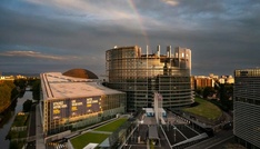 Trumps neue Zölle: EU-Kommission erwartet Einhaltung von Handelsvereinbarung