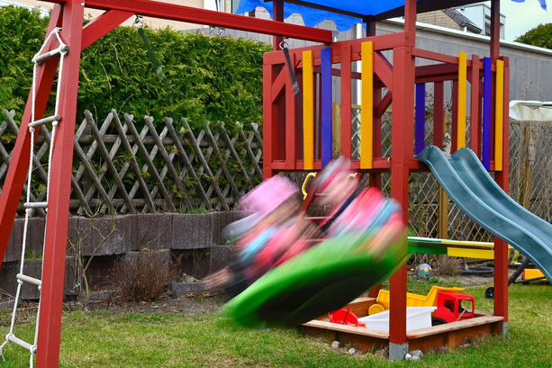 Bild vergrößern: So ist Sicherheit im Garten ein Kinderspiel