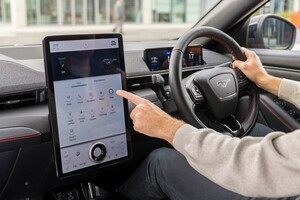 Umfrage: Stimmen von digitalen Sprachassistenten - Lieber eine Frauenstimme