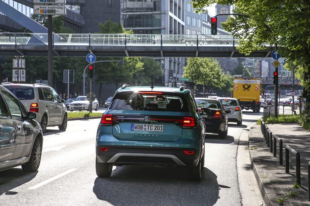 Bild vergr&ouml;&szlig;ern: Real-Emissionen im Verkehr   - EU-Rechnungshof sieht keine Besserung  