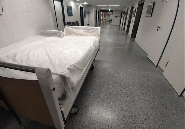 Bild vergrößern: Linke kritisiert Lauterbachs Krankenhausreform als halbherzig