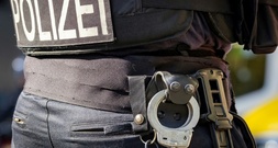 Drei Männer bei Drogenrazzia in Berlin festgenommen - Waffen beschlagnahmt