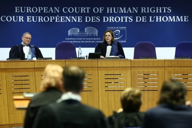 Bild vergrößern: Menschenrechtsgericht verurteilt Türkei wegen Inhaftierung eines UN-Richters