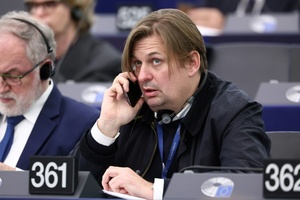 Spionagevorwurf gegen Mitarbeiter: AfD-Europakandidat Krah lehnt Rcktritt ab