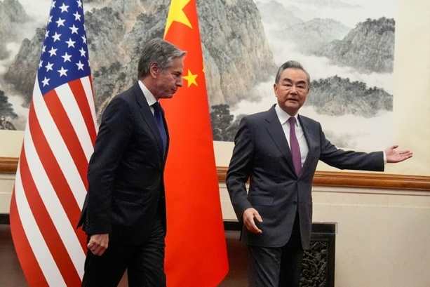 Bild vergrößern: Blinken hofft zu Beginn von Gesprächen mit Wang auf Fortschritte mit China