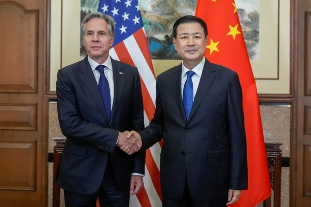 Bild vergrößern: US-Außenminister äußert in Peking Besorgnis wegen Chinas Unterstützung für Russland