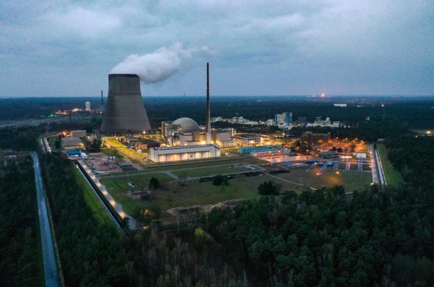 Bild vergrößern: Habeck und Lemke weisen Kritik an Entscheidungsfindung zum Atomausstieg zurück