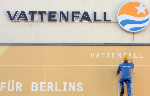 Bild vergrößern: Berliner Fernwärmenetz endgültig von Vattenfall an das Land übergeben