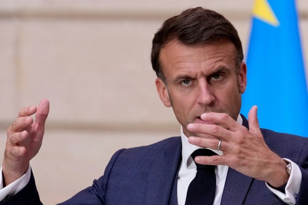 Bild vergrößern: Macron facht Debatte um möglichen Einsatz von Bodentruppen in der Ukraine erneut an