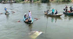 Kleinbus stürzt von Fähre in den Nil: Mindestens zehn Tote in Ägypten