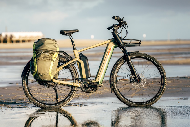 Bildergalerie: Victoria Utilyon DualBat - Viel kommt weit