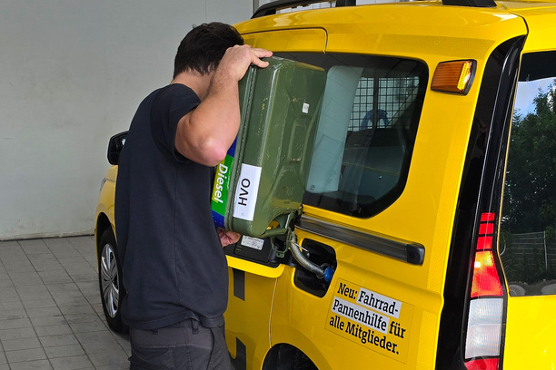 Bild vergr&ouml;&szlig;ern: ADAC testet HVO100  - Nicht schmutziger als Mineralöldiesel