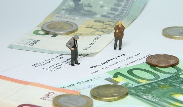 Bild vergr&ouml;&szlig;ern: Steuererklärung leicht gemacht: zeitsparende Methoden für Selbstständige  und Freiberufler