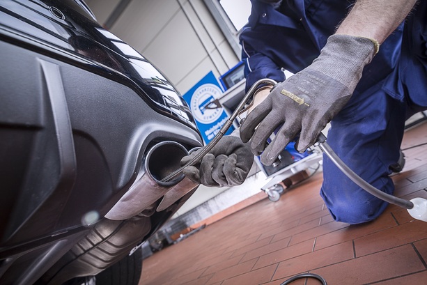 Bild vergr&ouml;&szlig;ern: Hauptuntersuchung  - Grün läuft ab 