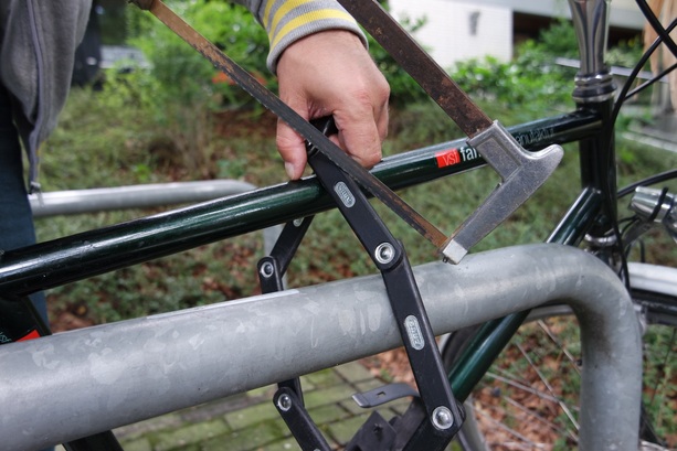 Bild vergr&ouml;&szlig;ern: Stiftung Warentest prüft Fahrradschlösser - Nur eines mit „sehr gut“