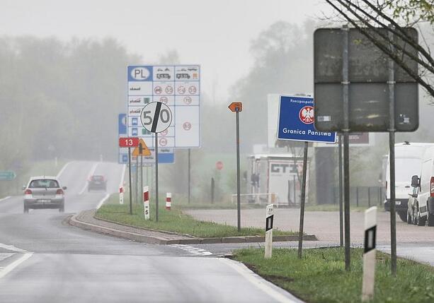 Bild vergrößern: Menschenrechtsbeauftragter warnt vor dauerhaften Grenzkontrollen