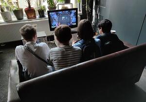 Umfrage: Frauen zocken täglich knapp 20 Minuten mehr als Männer