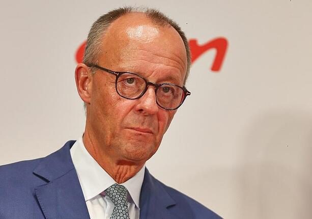 Bild vergr&ouml;&szlig;ern: Bericht: Datenhändler verkaufen Handynummern von Merz und Ministern