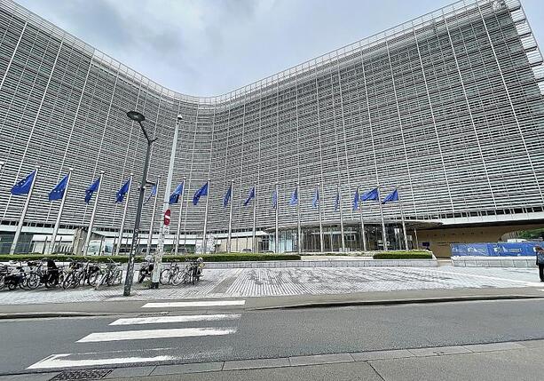 Bild vergr&ouml;&szlig;ern: EU-Kommissar drängt auf Einigung über Ukraine-Reparationsdarlehen