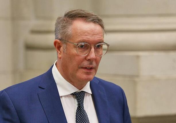 Bild vergr&ouml;&szlig;ern: Schweitzer erwartet Einigung auf Entlastungspaket