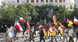 Urteil in Rheinland-Pfalz: Reichsbürger dürfen Waffen abgenommen werden