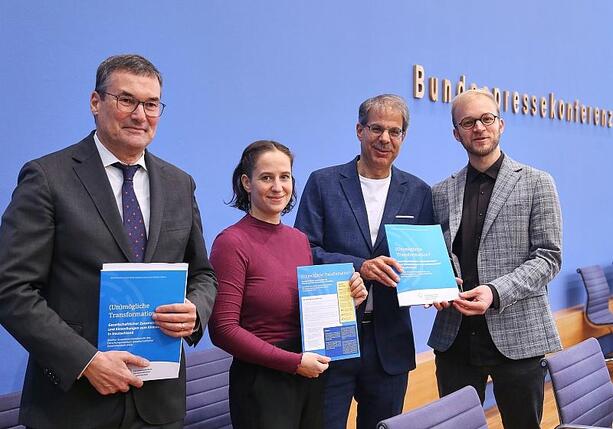 Bild vergrößern: Zusammenhaltsbericht: Mehrheit zu mehr Klimaschutz bereit