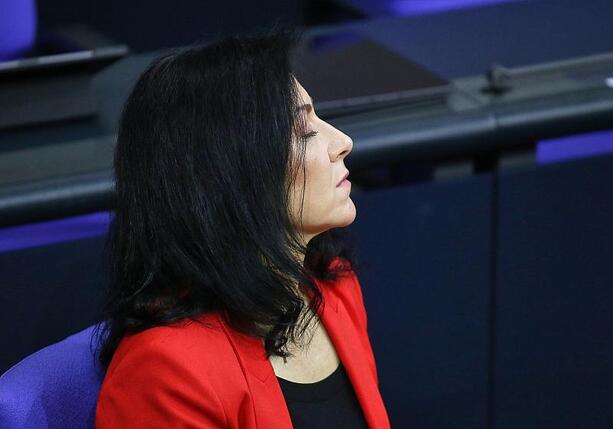 Bild vergrößern: Reiche begrüßt Einigung auf Kraftwerkstrategie