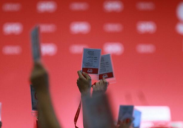 Bild vergrößern: Berliner SPD nominiert Krach als Spitzenkandidaten