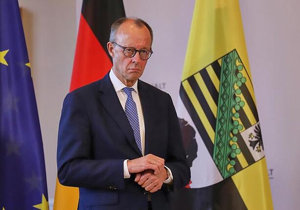 Bild vergrößern: Halle will Bahn-Hauptsitz werden - für Merz noch kein Thema