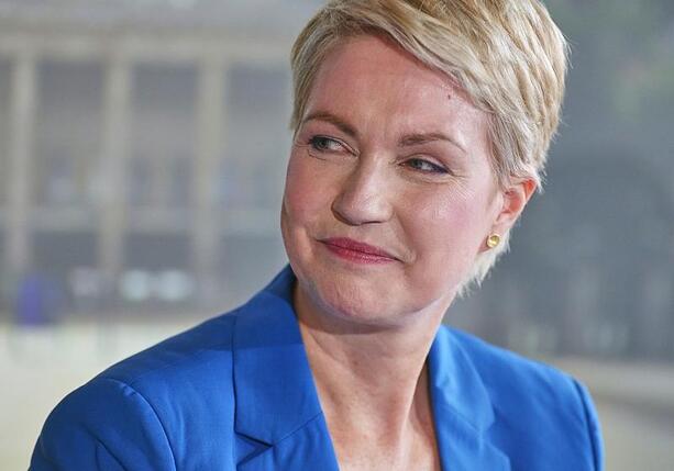 Bild vergrößern: Schwesig will Rentenpaket nicht aufschnüren