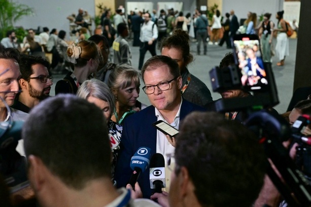 Bild vergrößern: Deutschland sagt eine Milliarde Euro für Waldfonds TFFF zu