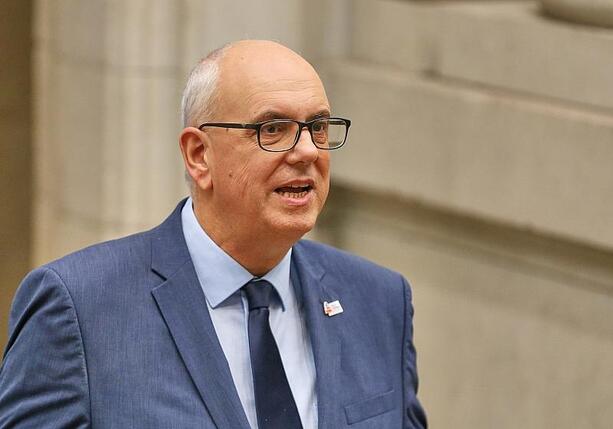 Bild vergrößern: Bovenschulte betont Stärke des Föderalismus