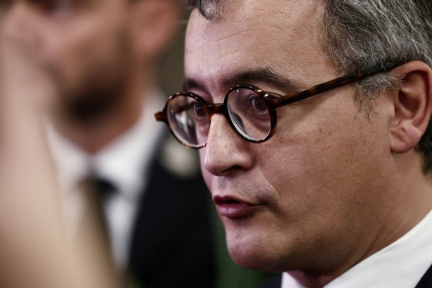 Bild vergrößern: Komplettes Handy-Verbot in mehreren französischen Gefängnissen geplant