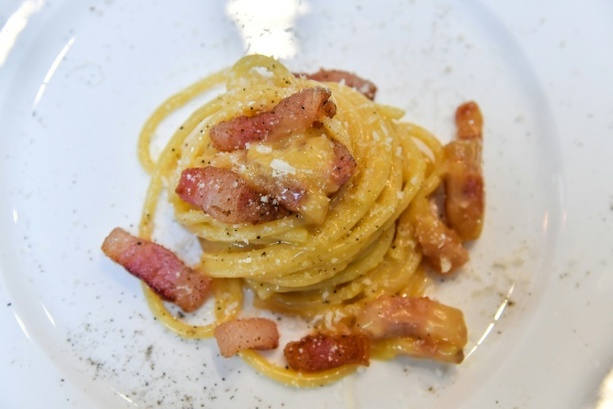 Bild vergrößern: Streit um Pastasauce: Belgische Carbonara im EU-Parlament erhitzt Gemüter