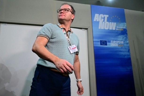 Bild vergrößern: Minimalkompromiss bei UN-Klimakonferenz - Kein Fahrplan zu Abkehr von fossilen Energien