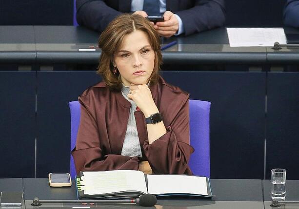 Bild vergr&ouml;&szlig;ern: Ostbeauftragte will neue Vermögensverteilung zwischen Ost und West