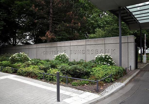 Bild vergr&ouml;&szlig;ern: Bundesbankpräsident kritisiert langsame Entscheidungen in Brüssel