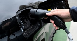 Untersuchung: Autopreise besonders bei Plugin-Hybriden gestiegen