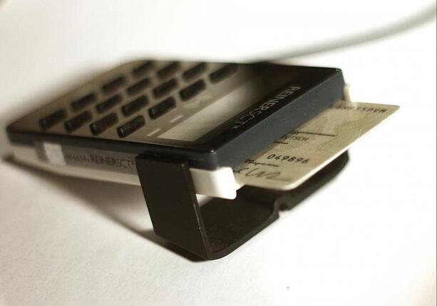 Bild vergrößern: Bericht: eID-Karte bietet erhebliche Chancen für Kriminelle