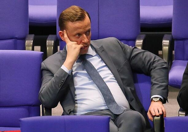 Bild vergrößern: SPD-Außenpolitiker kritisiert Stand der Ukraine-Diplomatie