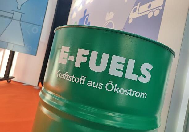 Bild vergrößern: ADAC fordert höhere Quoten für Biosprit und E-Fuels