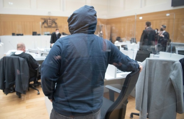 Bild vergrößern: Urteil gegen rechtsextremistische Gruppe S. rechtskräftig: BGH veröffentlicht Gründe