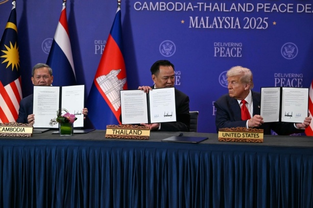 Bild vergrößern: Trump schwört Thailand und Kambodscha erneut auf Frieden ein