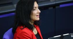 Meyer Werft erhält Großauftrag - Reiche spricht von