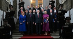 Tschechien: EU-skeptische Koalition unter Regierungschef Babis vereidigt