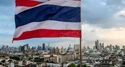 Neffe von Thailands Ex-Regierungchef Thaksin als Spitzenkandidat für Wahl im Februar nominiert