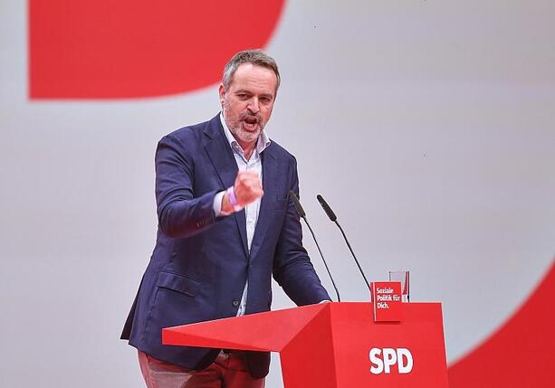 Bild vergr&ouml;&szlig;ern: SPD begrüßt Abschwächung von CO2-Flottengrenzwerten