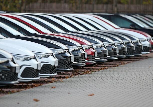 Bild vergr&ouml;&szlig;ern: Unionspolitiker fordern Änderungen am EU-Auto-Paket