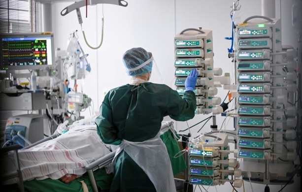 Bild vergr&ouml;&szlig;ern: Knapp jeder Zehnte muss an Weihnachten arbeiten