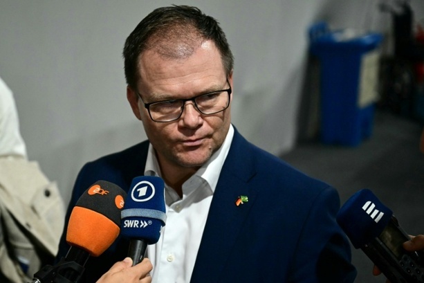 Bild vergr&ouml;&szlig;ern: Bundesumweltminister: EU-Beschluss für Lockerungen bei Gentechnik schwerer Fehler